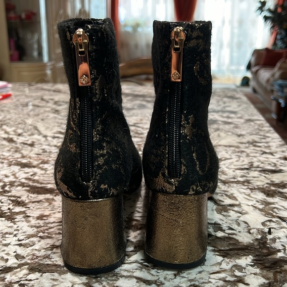 Nanette Lepore fancy textile boots size 7.5 - Picture 10 of 17